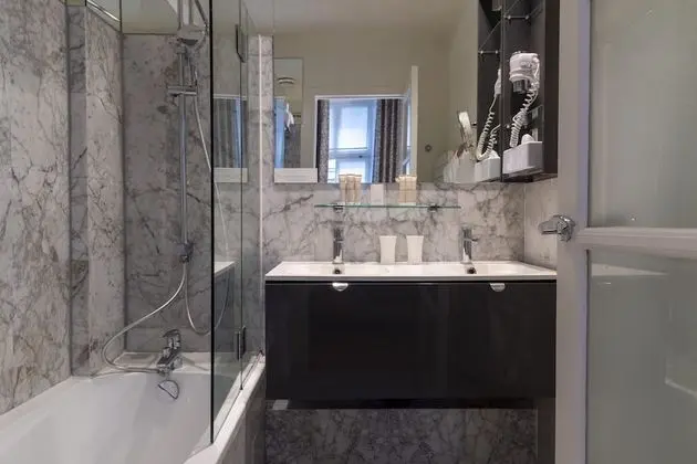 Superior Tek Büyük Yataklı Oda