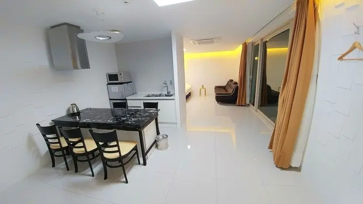 Oda (Gaonnuri, 18PY,2F, Extra fee from 4th)