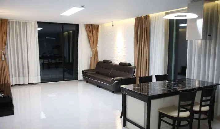 Oda (Gaonnuri, 18PY,2F, Extra fee from 4th)