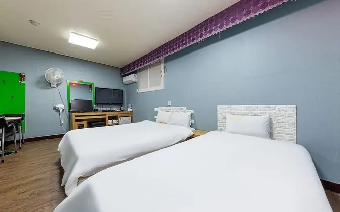 Oda (Twin Room)