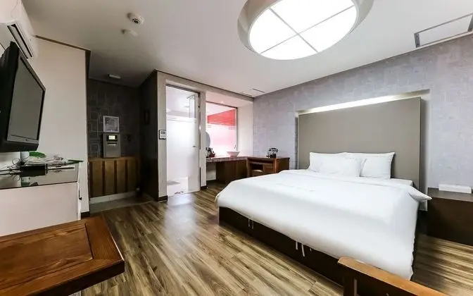Oda (Standard Room)