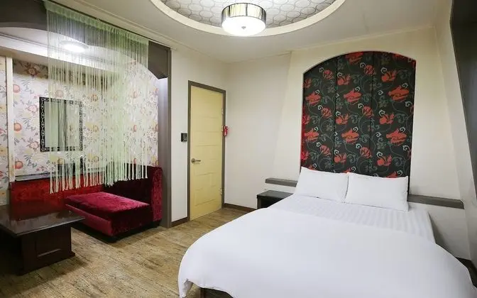 Oda (Special Room)