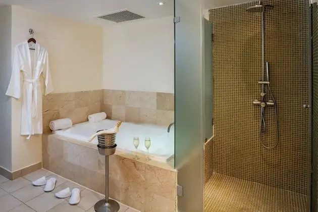 Honeymoon Süit, 1 En Büyük (King) Boy Yatak, Okyanus Manzaralı (Club)