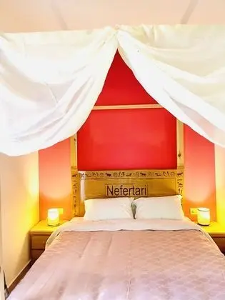 Romantic Tek Büyük Yataklı Oda, 1 Büyük (Queen) Boy Yatak, Sigara İçilmez