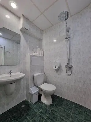 Economy Tek Büyük veya İki Ayrı Yataklı Oda