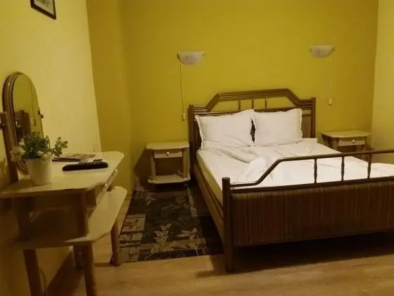 Superior Üç Kişilik Oda, 1 Büyük (Queen) Boy Yatak ve Çekyat, Bahçe Manzaralı