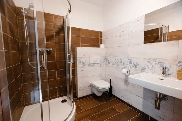 Tek Büyük Yataklı Oda, Dağ Manzaralı