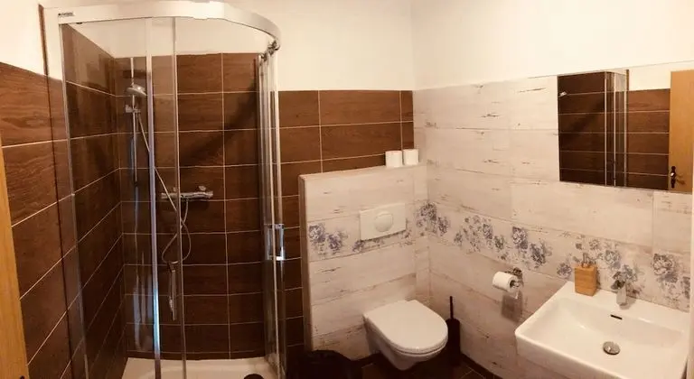 Tek Büyük Yataklı Oda, Dağ Manzaralı