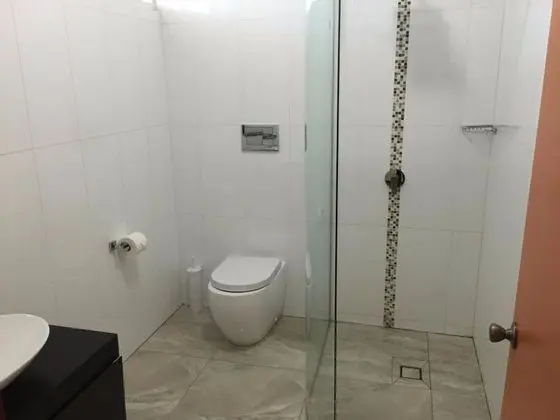 Süit, Banyolu/Duşlu
