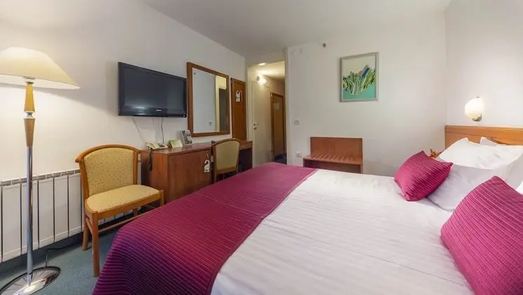 Standard Double Room, Park Side