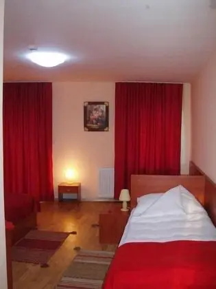 Basic Dört Kişilik Oda