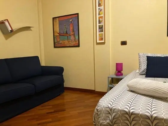 Tek Büyük Yataklı Oda, Balkon