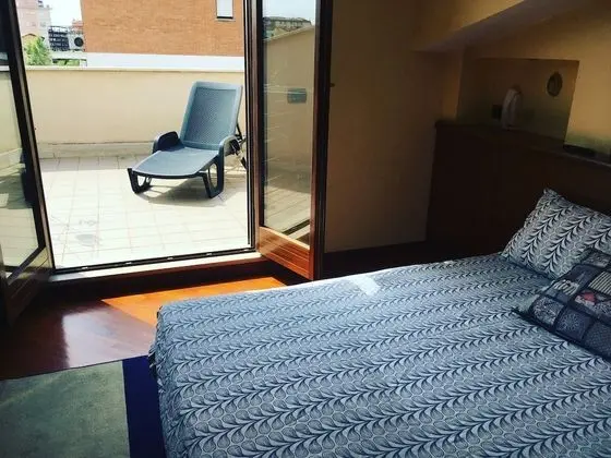 Tek Büyük Yataklı Oda, Teras