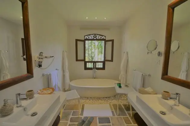 Luxury Villa, 5 Yatak Odası, Teras, Bahçe Manzaralı