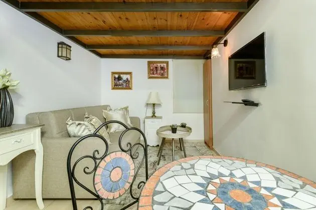Gallery Apart Daire, 1 Çift Kişilik Yatak ve Çekyat, Sigara İçilmez