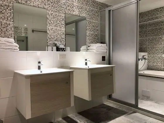 Dört Kişilik Oda, Küvet