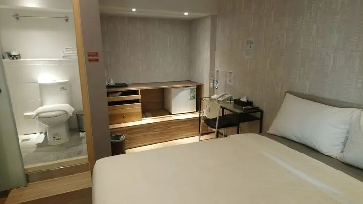 Standard Tek Büyük Yataklı Oda, Penceresiz