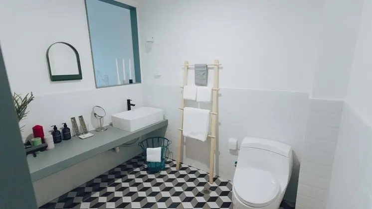 Deluxe Oda (Private Bathroom)