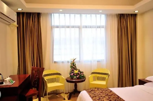 Deluxe Single Room