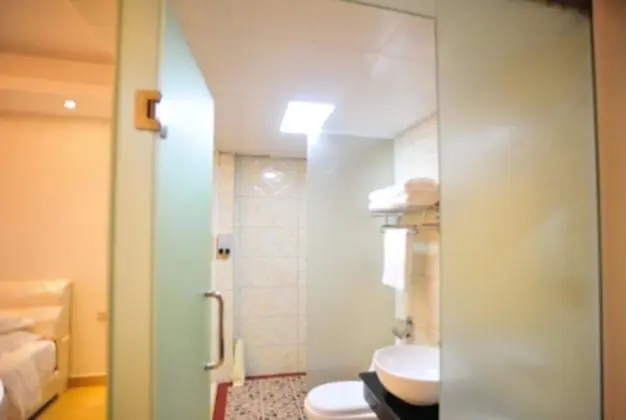 Deluxe Single Room