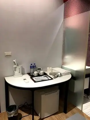 Basic Tek Büyük Yataklı Oda