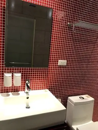 Basic Tek Büyük Yataklı Oda