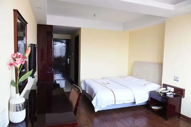 Business Tek Büyük Yataklı Oda