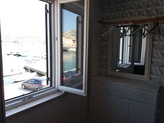 Comfort Tek Büyük veya İki Ayrı Yataklı Oda, Deniz Manzaralı