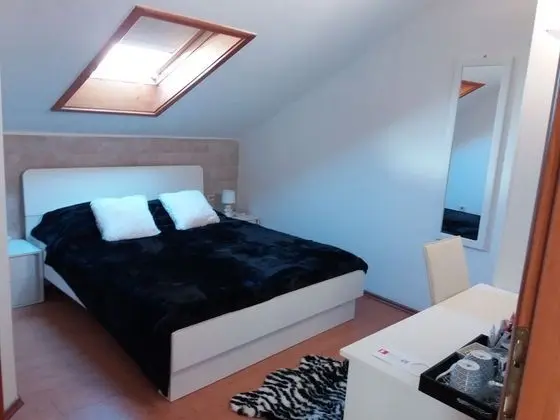 Standard Tek Büyük Yataklı Oda