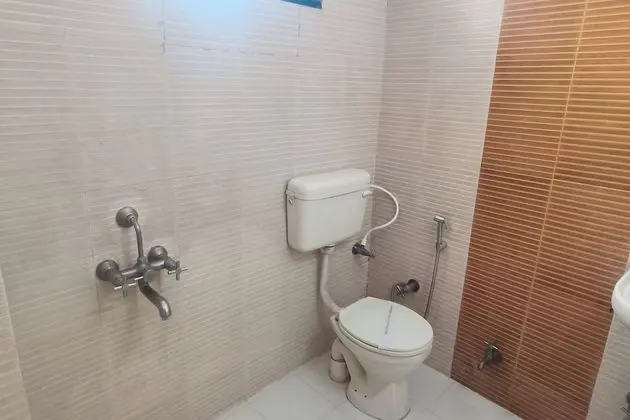 Üç Kişilik Oda