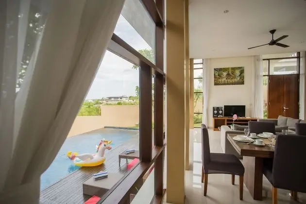 Family Villa, 4 Yatak Odası, Kişiye Özel Havuzlu
