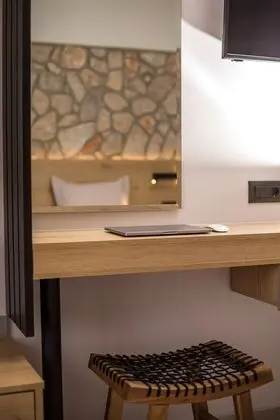 Deluxe Tek Büyük Yataklı Oda