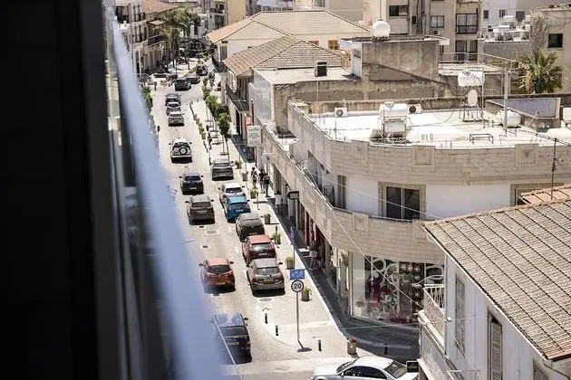 Superior Tek Büyük Yataklı Oda, Balkon, Şehir Manzaralı