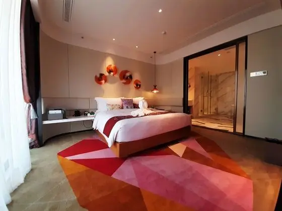 Executive Suite King