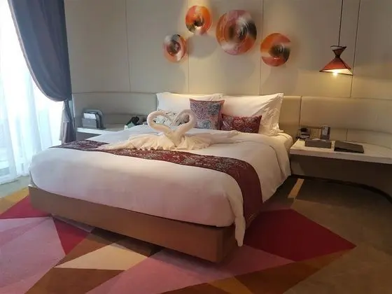 Executive Suite King