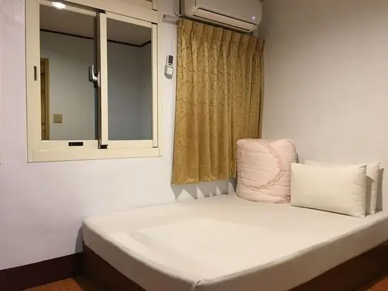 Tek Büyük Yataklı Oda, 1 Çift Kişilik Yatak