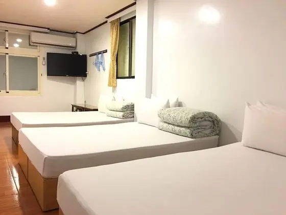 Üç Kişilik Oda, 3 Tek Kişilik Yatak