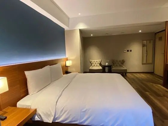 Deluxe Tek Büyük Yataklı Oda