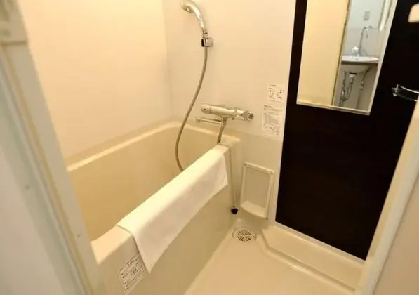 Tek Kişilik Oda, Sigara İçilmez (with Separated Bathroom)