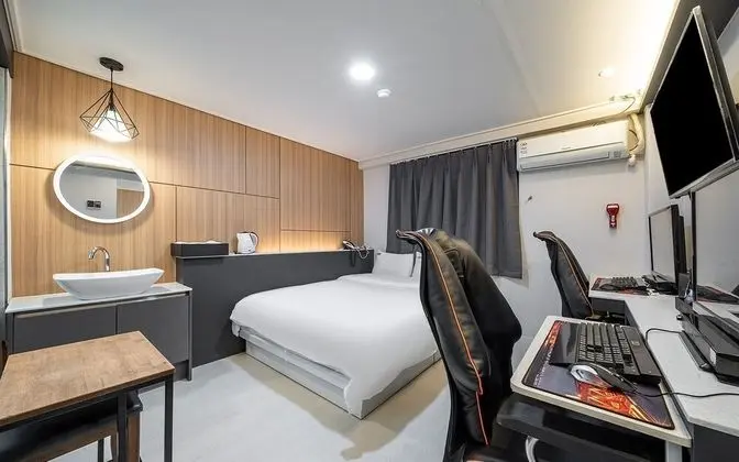 Oda (Game 2PC (PUBG Netflix available GTX1)