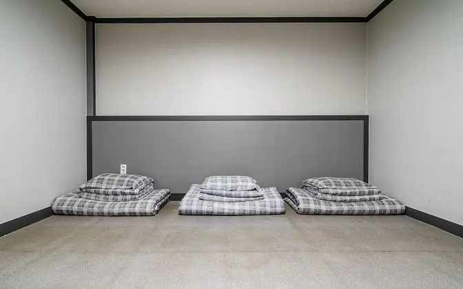 Oda (Korean-style Ondol Room)