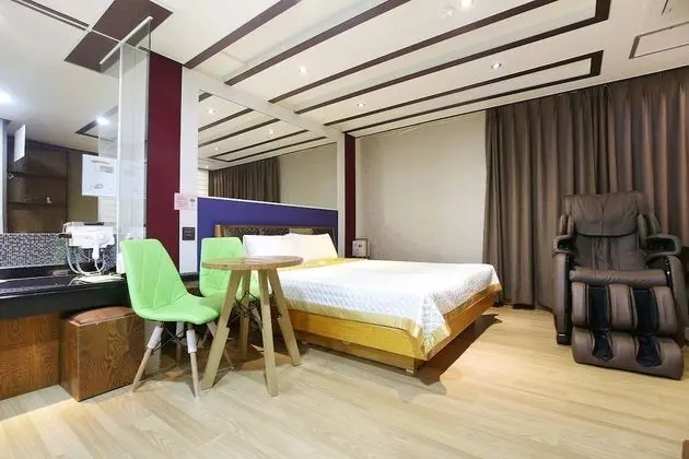 Oda (Special Room)