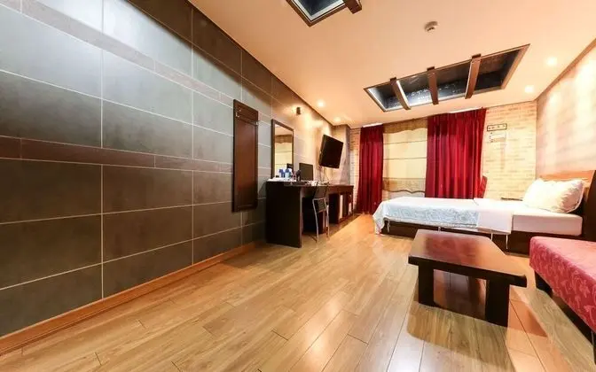 Oda (Special Room)