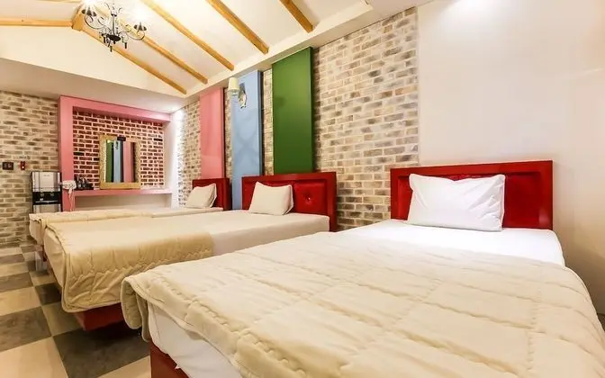 Oda (Three Bedroom)