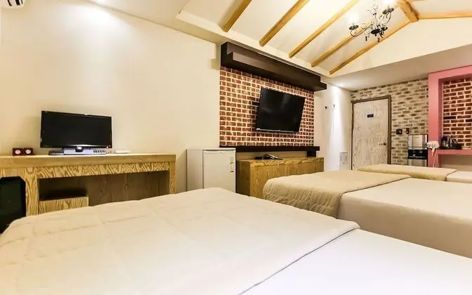 Oda (Three Bedroom)