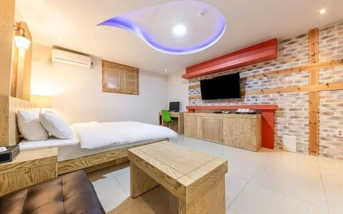 Oda (VIP Room)