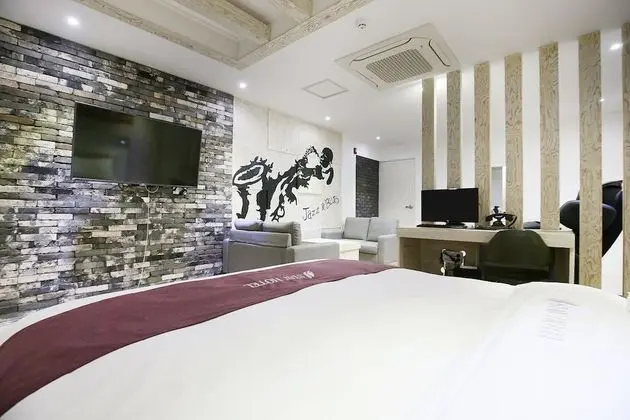 Oda (Special Room)