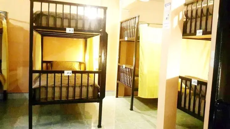 Shared Dormitory with Air Condition and Fan (18 beds)