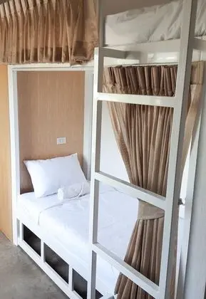 8-Bed Mixed Dormitory