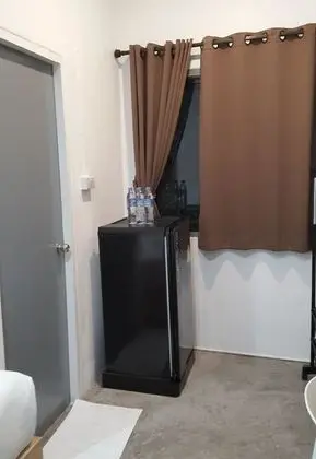 8-Bed Mixed Dormitory
